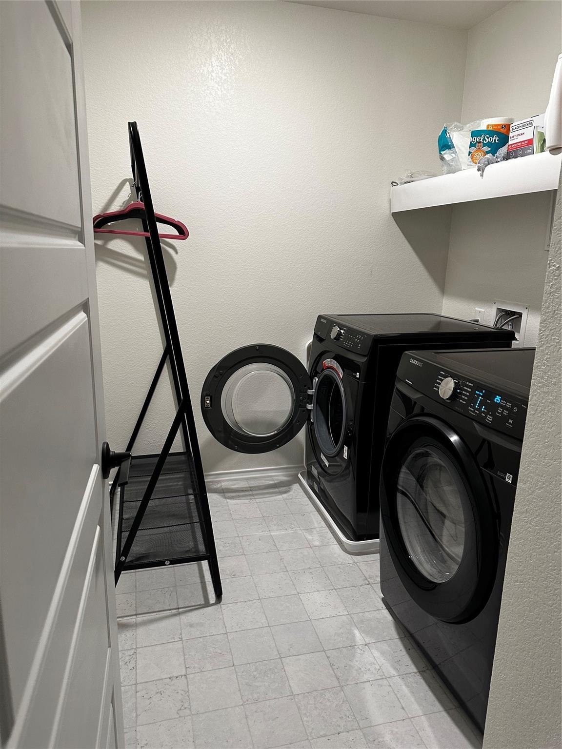 7311 Gray Catbird Dr # 35, Austin, TX 78744