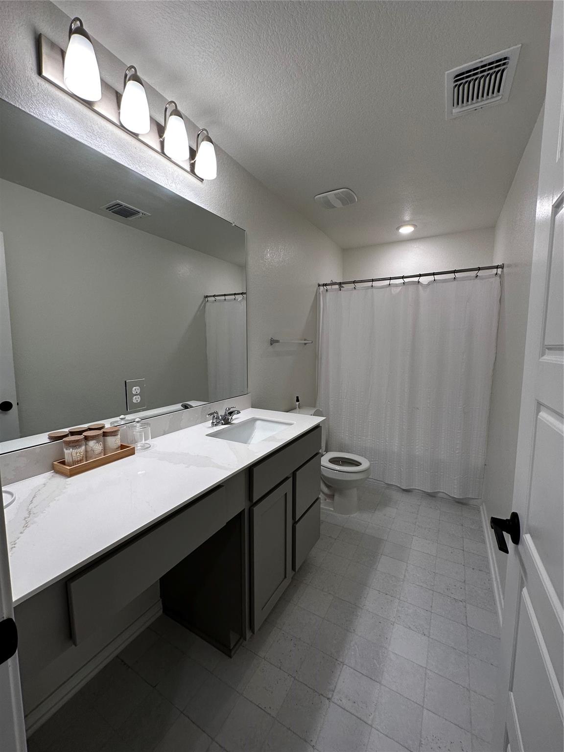 7311 Gray Catbird Dr # 35, Austin, TX 78744