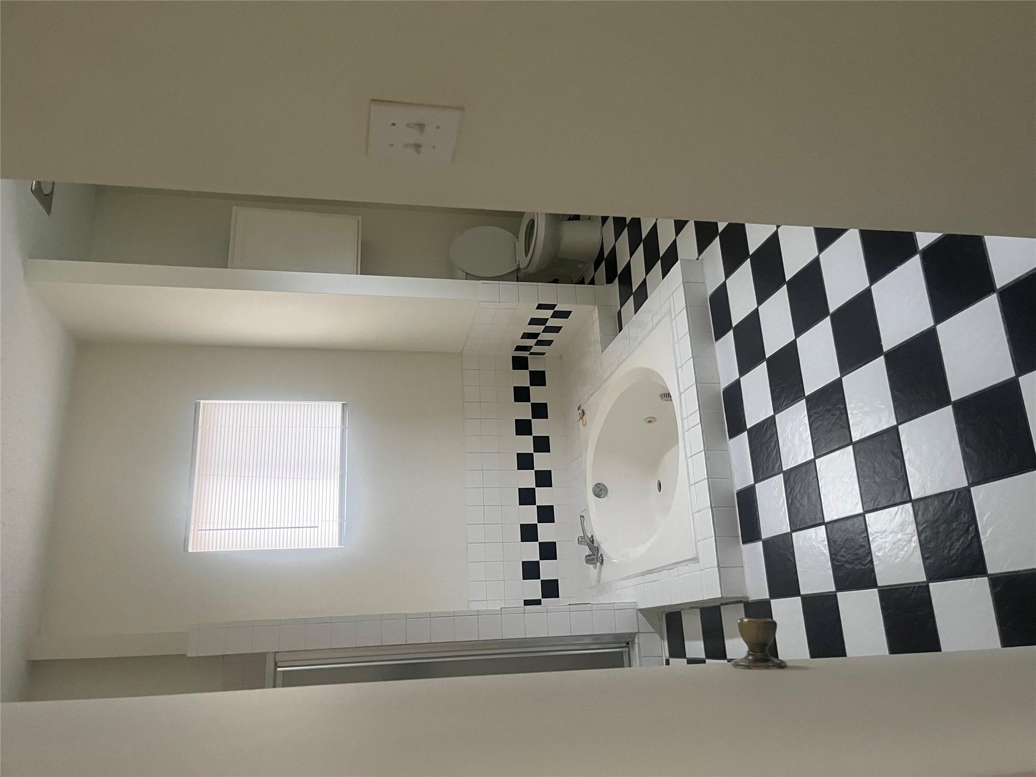 9409 Doliver Dr, Austin, TX 78748