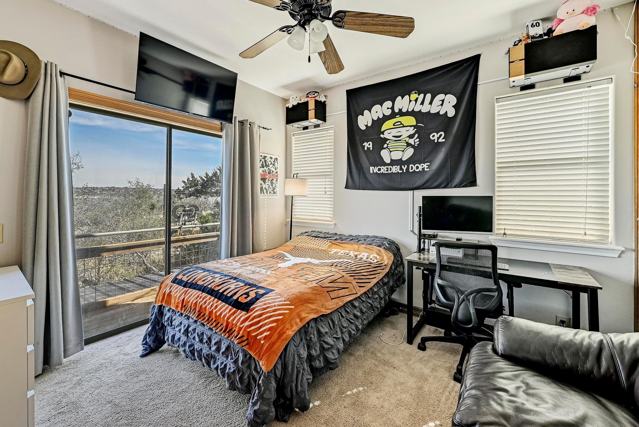 840 Windy Shores Loop, Spicewood, TX 78669