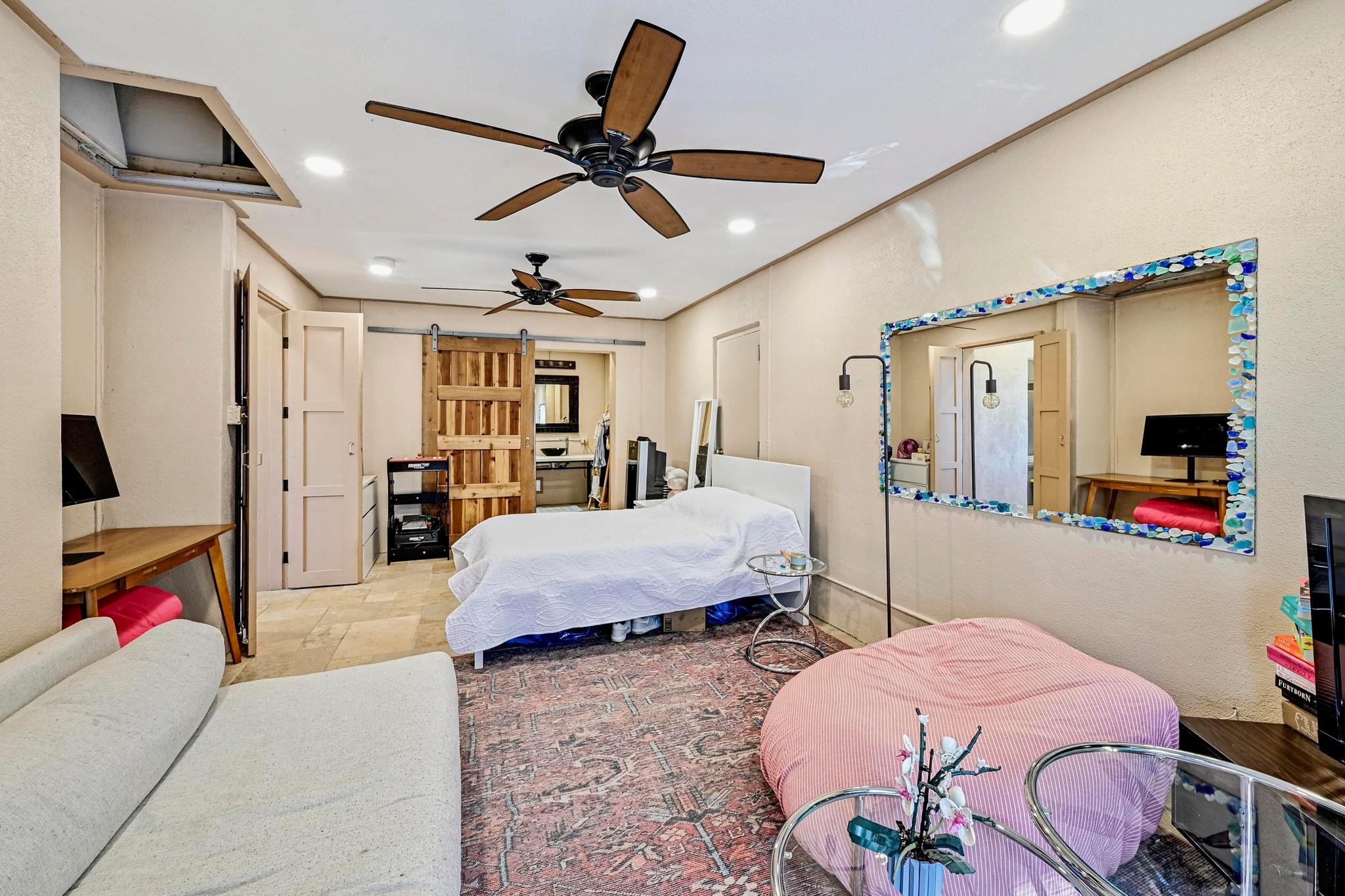 840 Windy Shores Loop, Spicewood, TX 78669