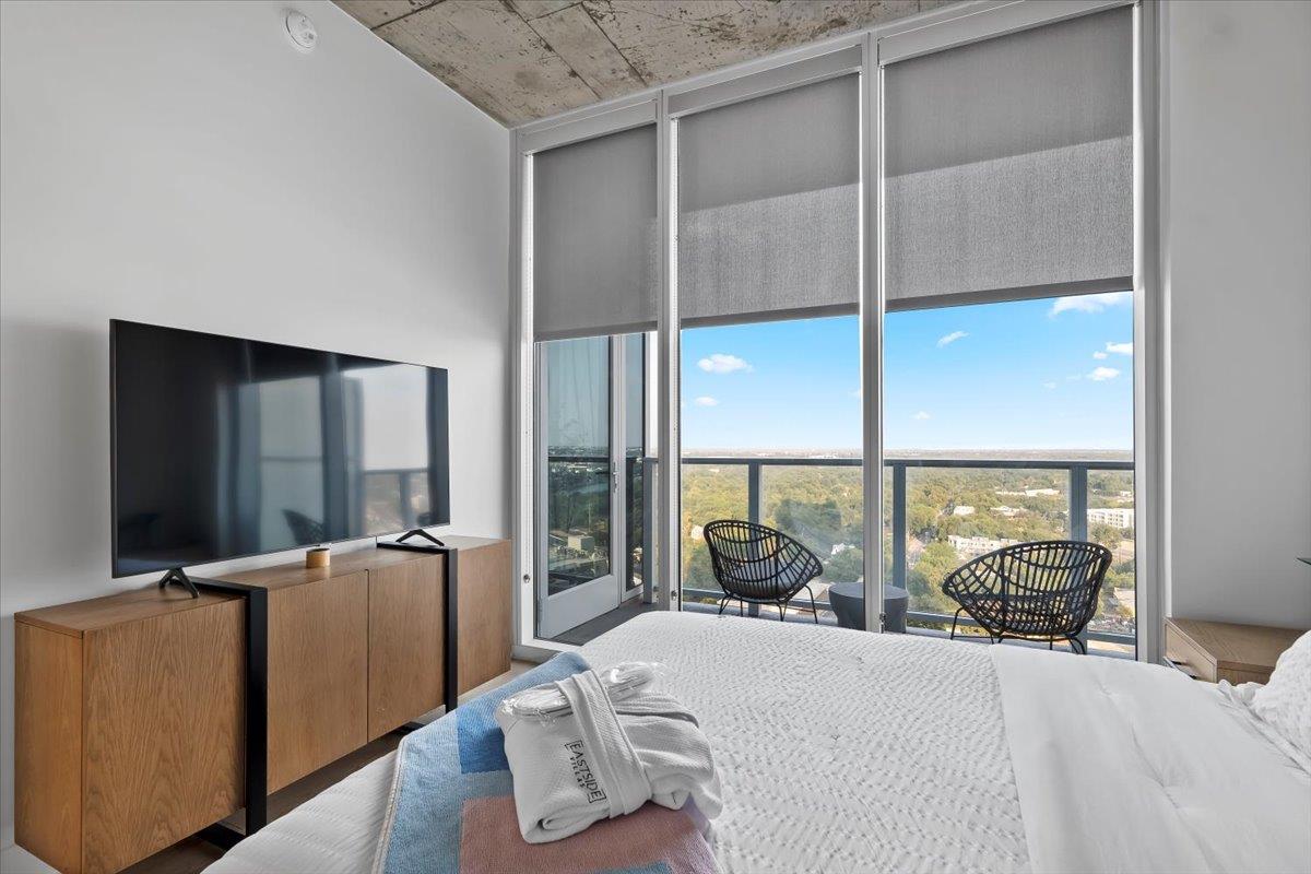 48 East Ave # 1207, Austin, TX 78701