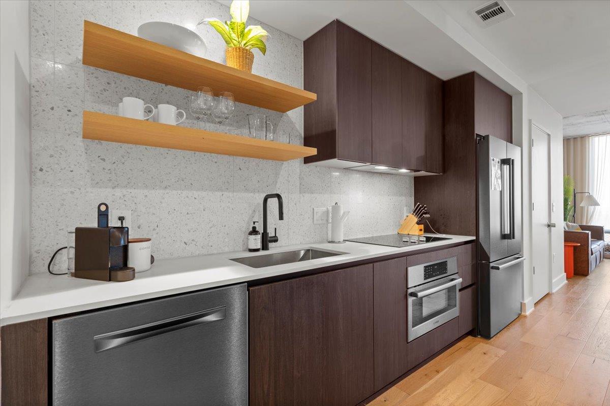 48 East Ave # 1207, Austin, TX 78701