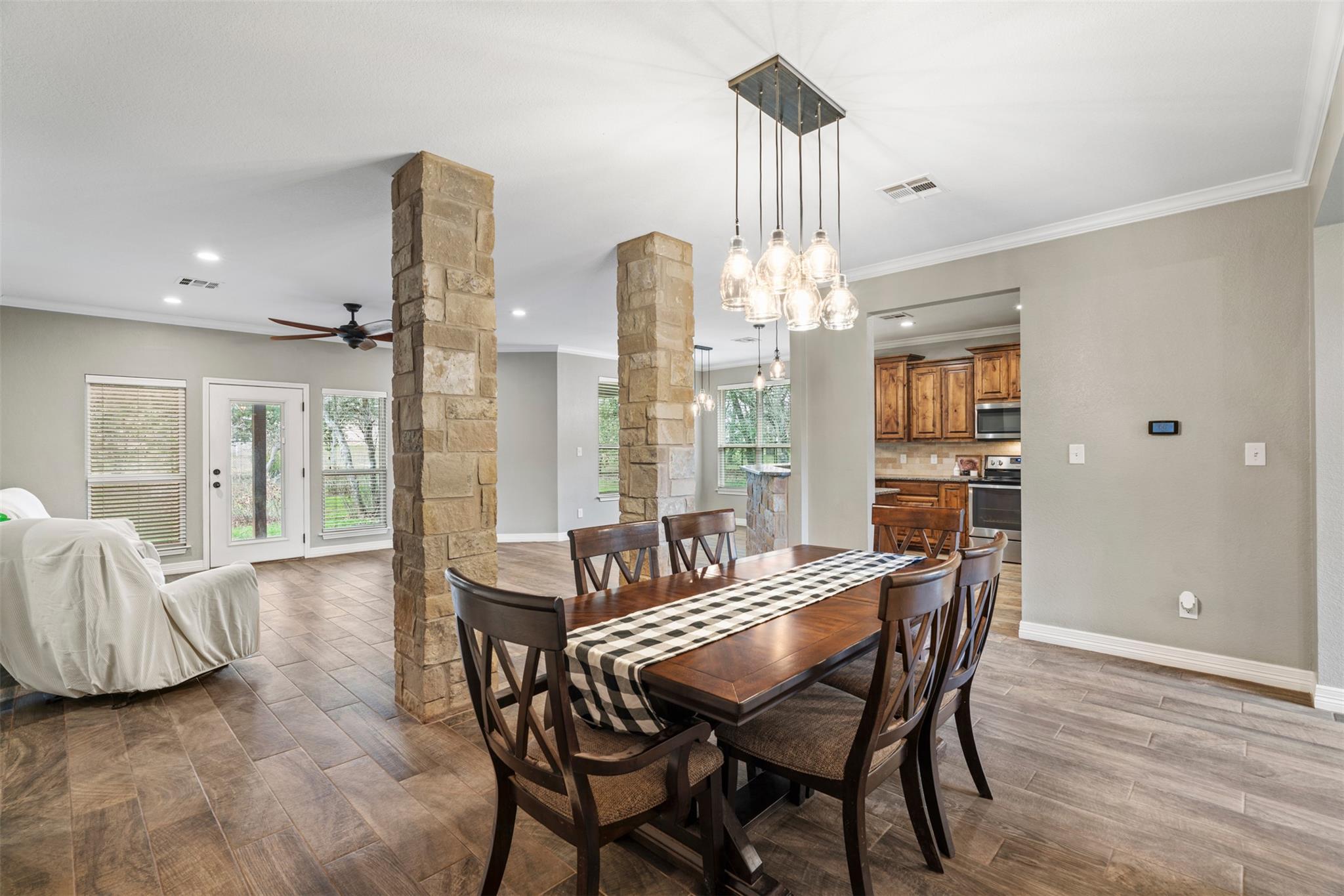 5562 Denmans Loop, Belton, TX 76513