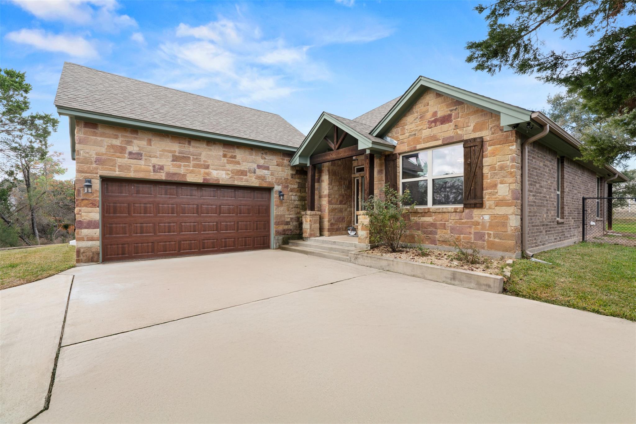5562 Denmans Loop, Belton, TX 76513