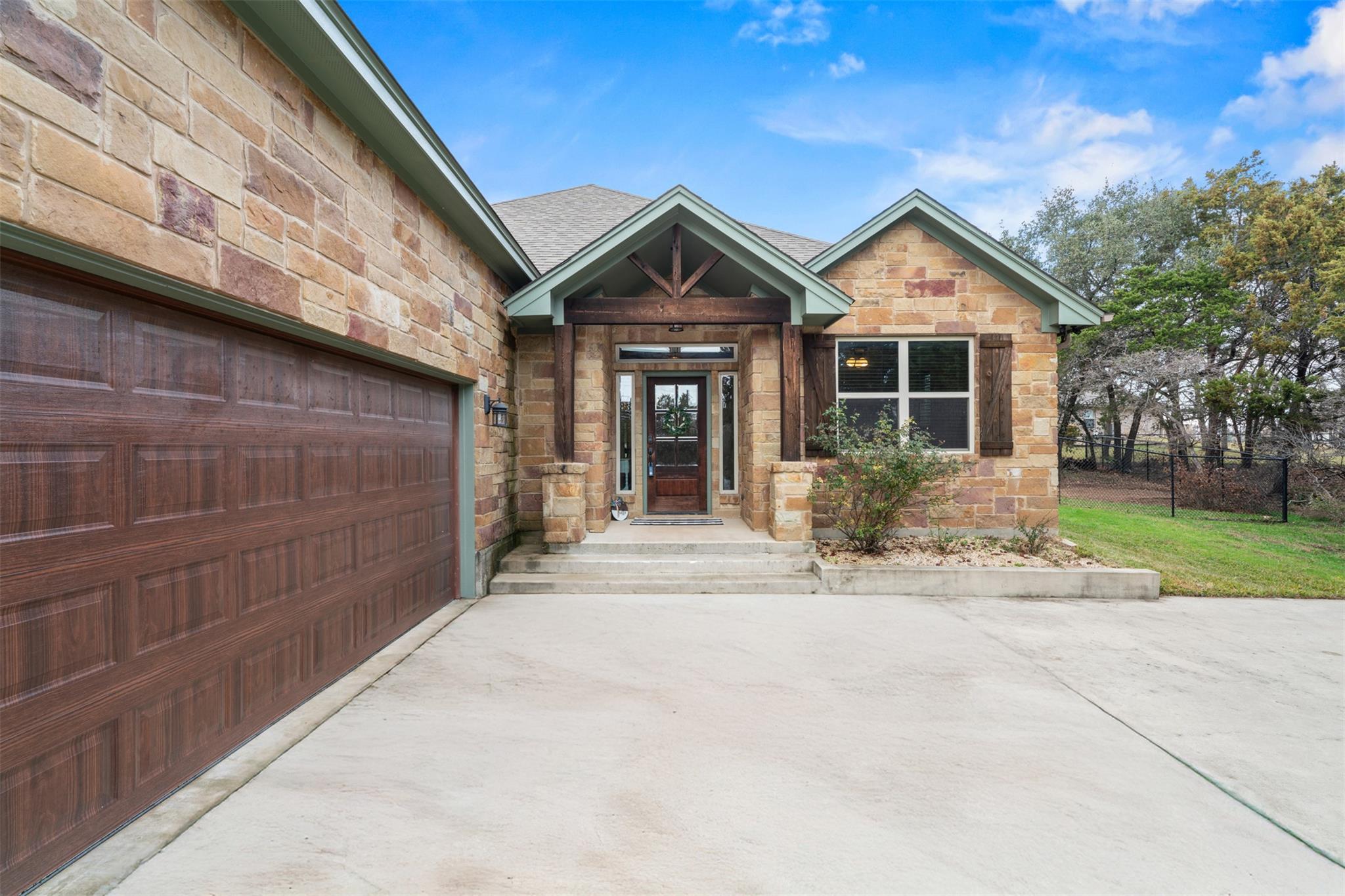 5562 Denmans Loop, Belton, TX 76513