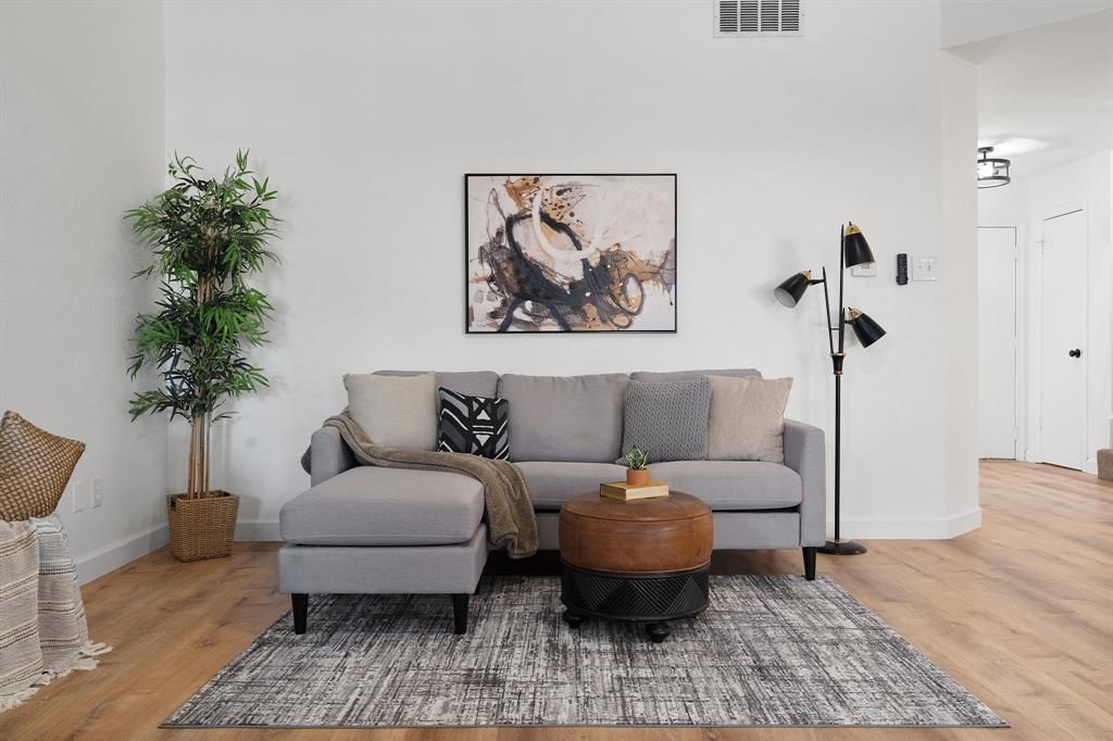 2009 Sandberg Dr # 159, Austin, TX 78752