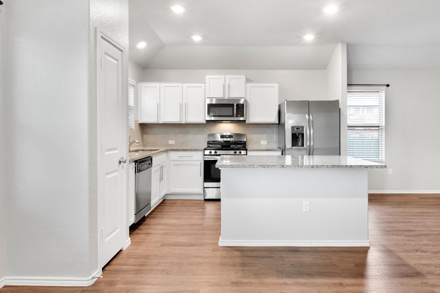 213 Andesite Trl, Buda, TX 78610