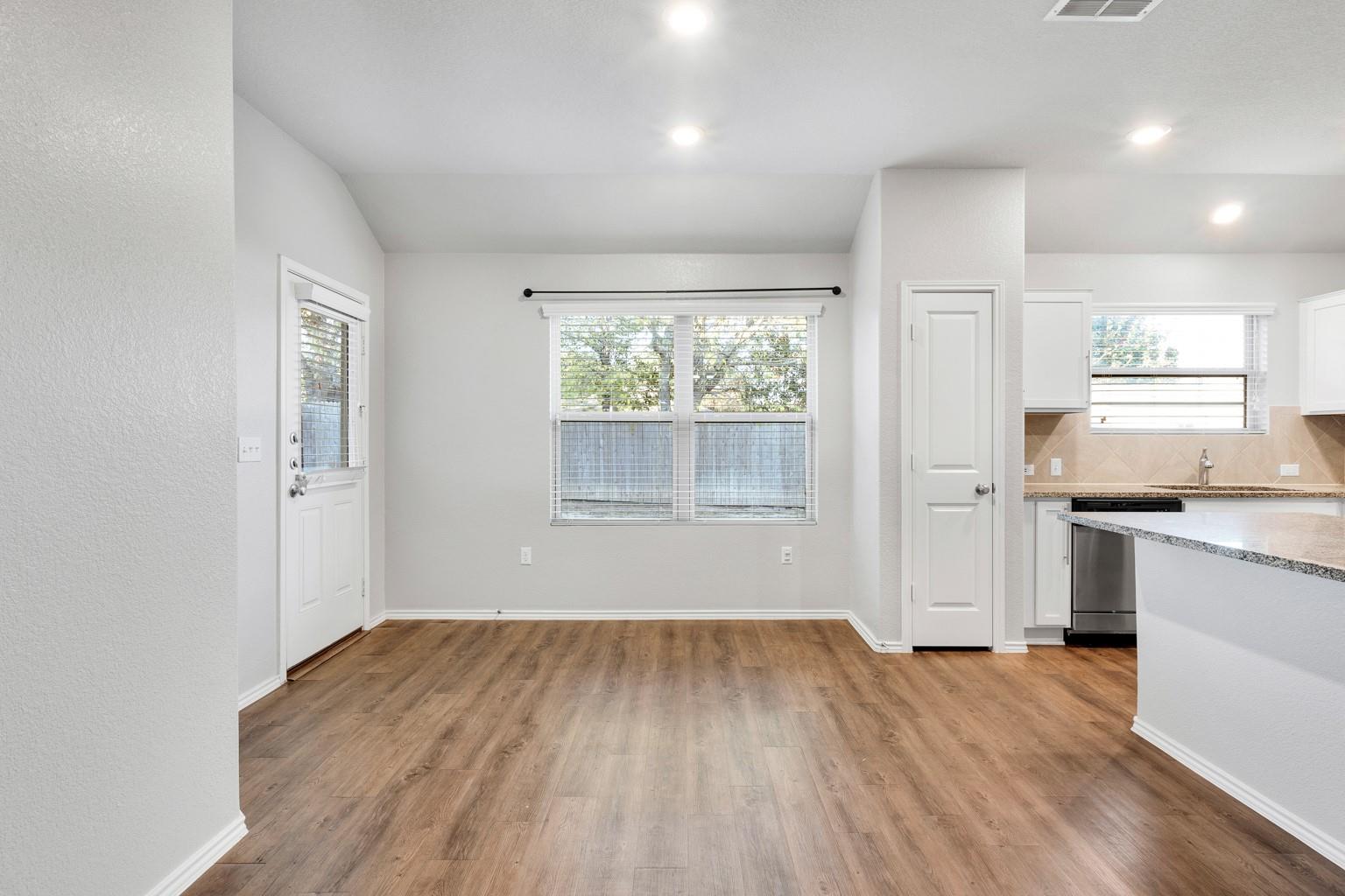 213 Andesite Trl, Buda, TX 78610