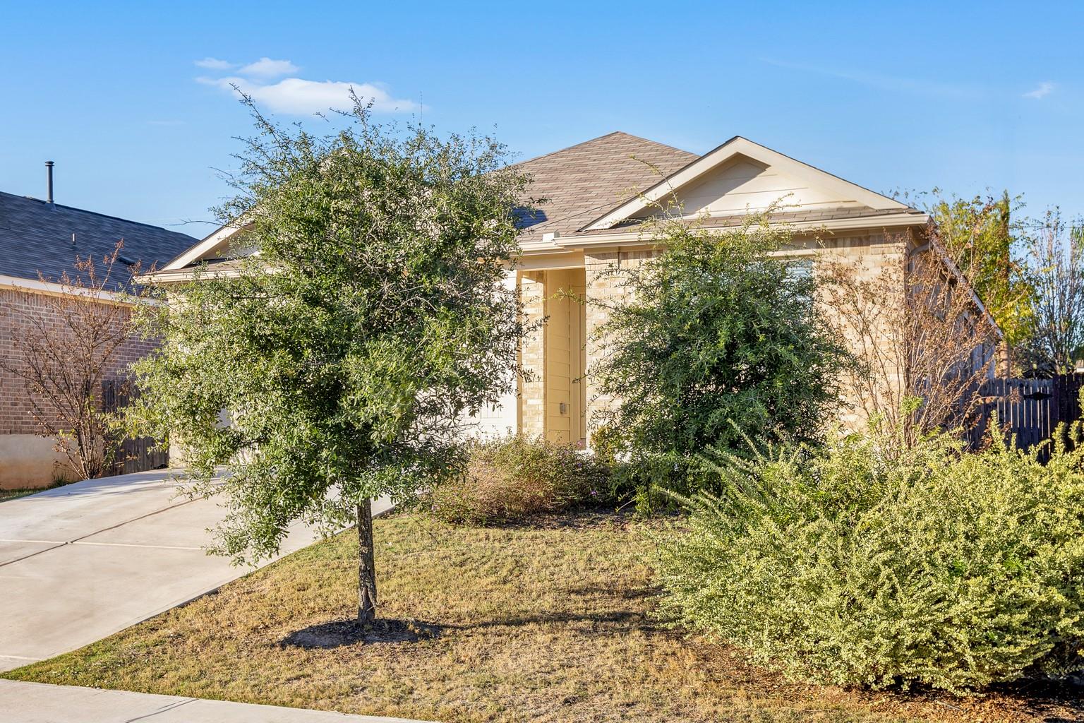 213 Andesite Trl, Buda, TX 78610