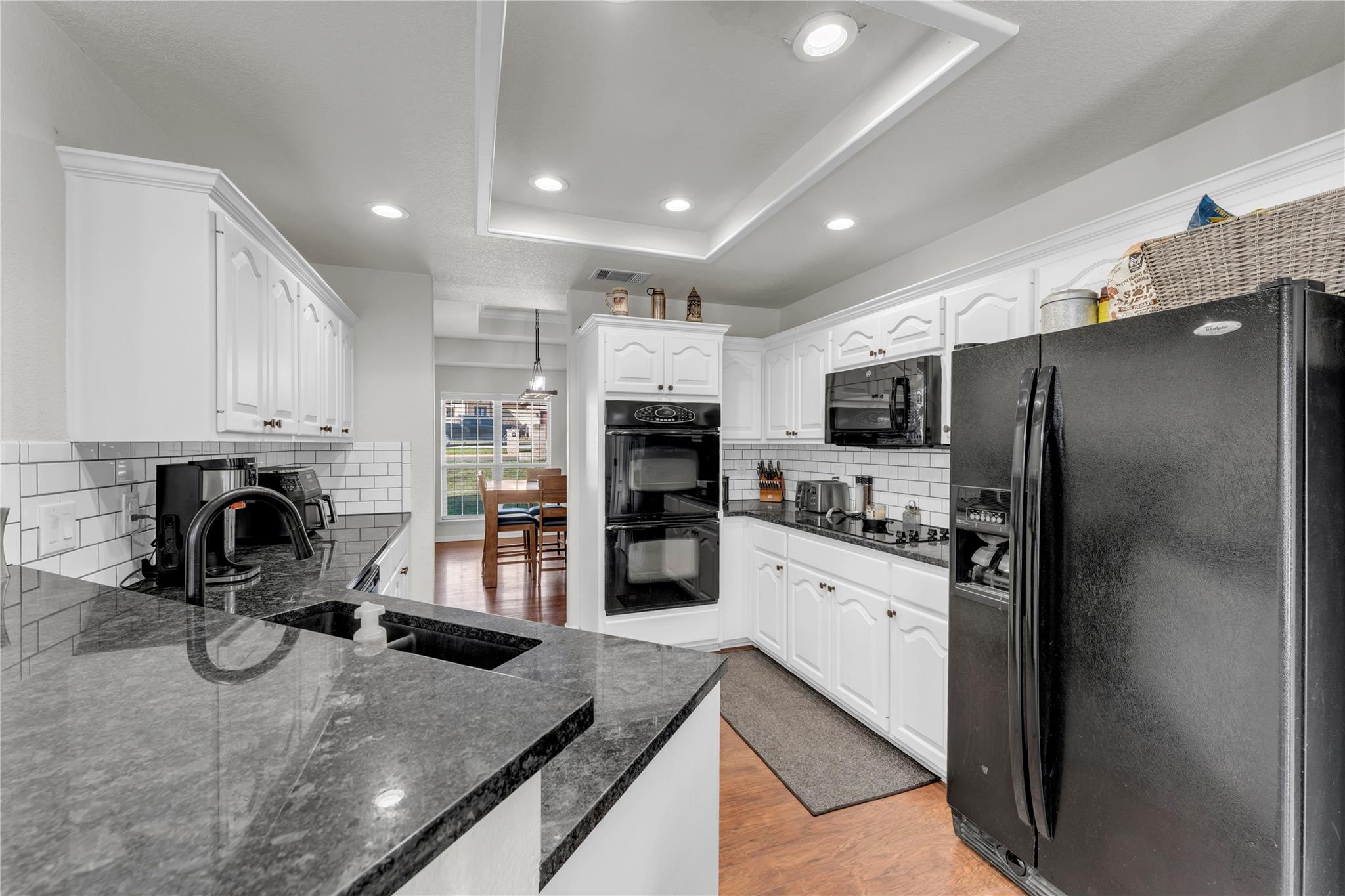 185 Broadmoor St, Marble Falls, TX 78654