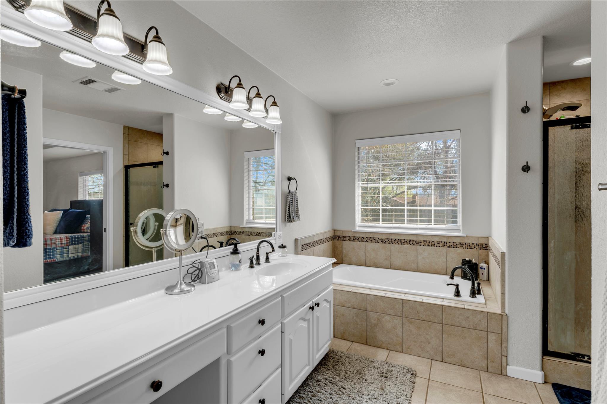 185 Broadmoor St, Marble Falls, TX 78654