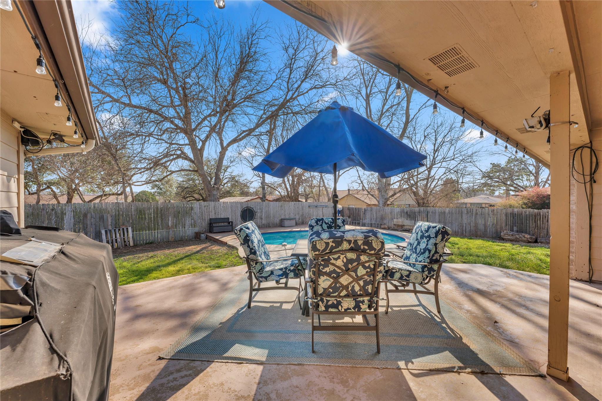185 Broadmoor St, Marble Falls, TX 78654
