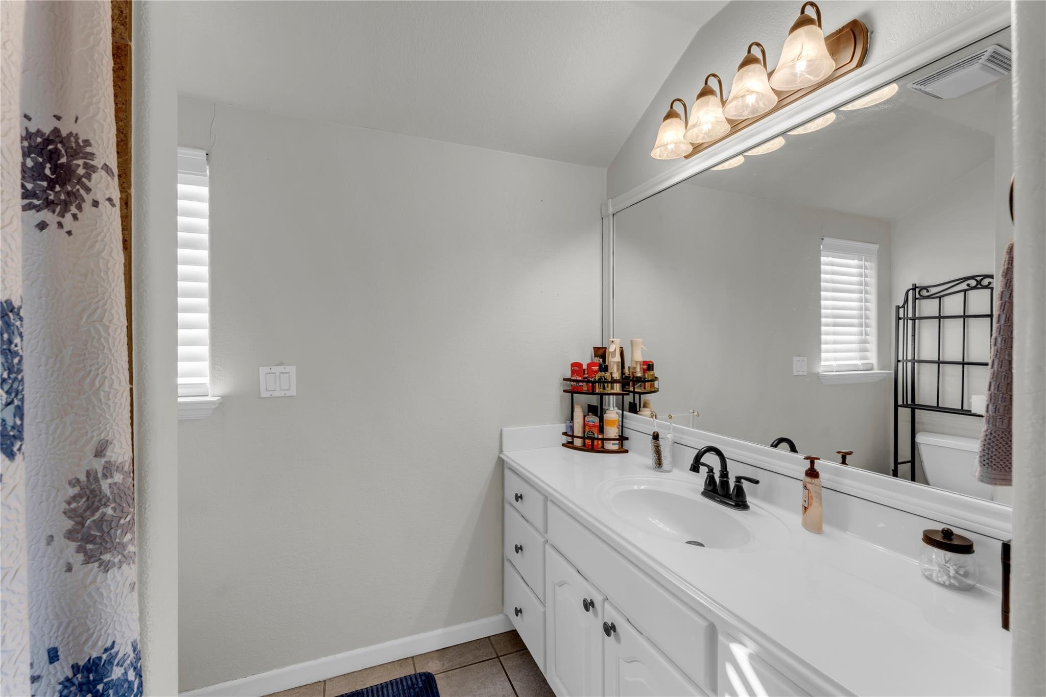 185 Broadmoor St, Marble Falls, TX 78654