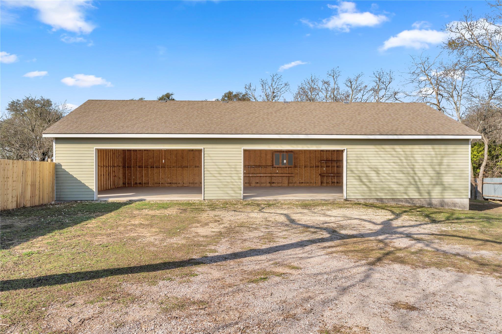 808 N Water St, Burnet, TX 78611