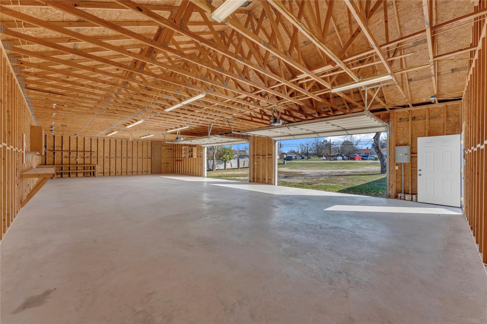 808 N Water St, Burnet, TX 78611