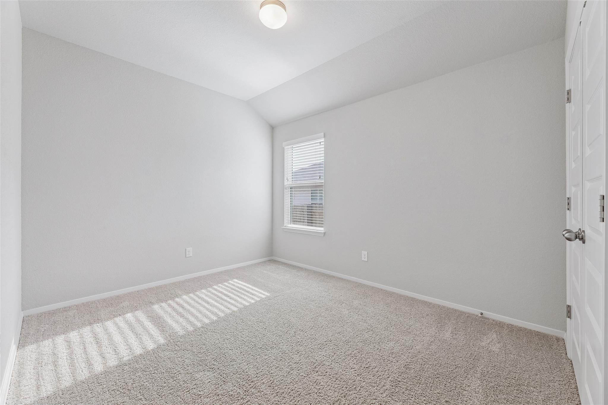 359 Spiny Lizard Ln, San Marcos, TX 78666