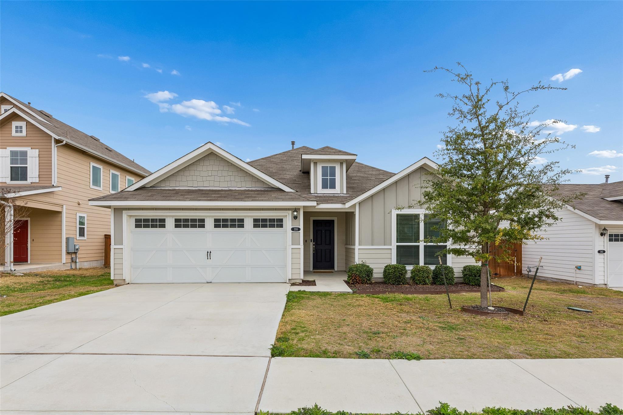 359 Spiny Lizard Ln, San Marcos, TX 78666