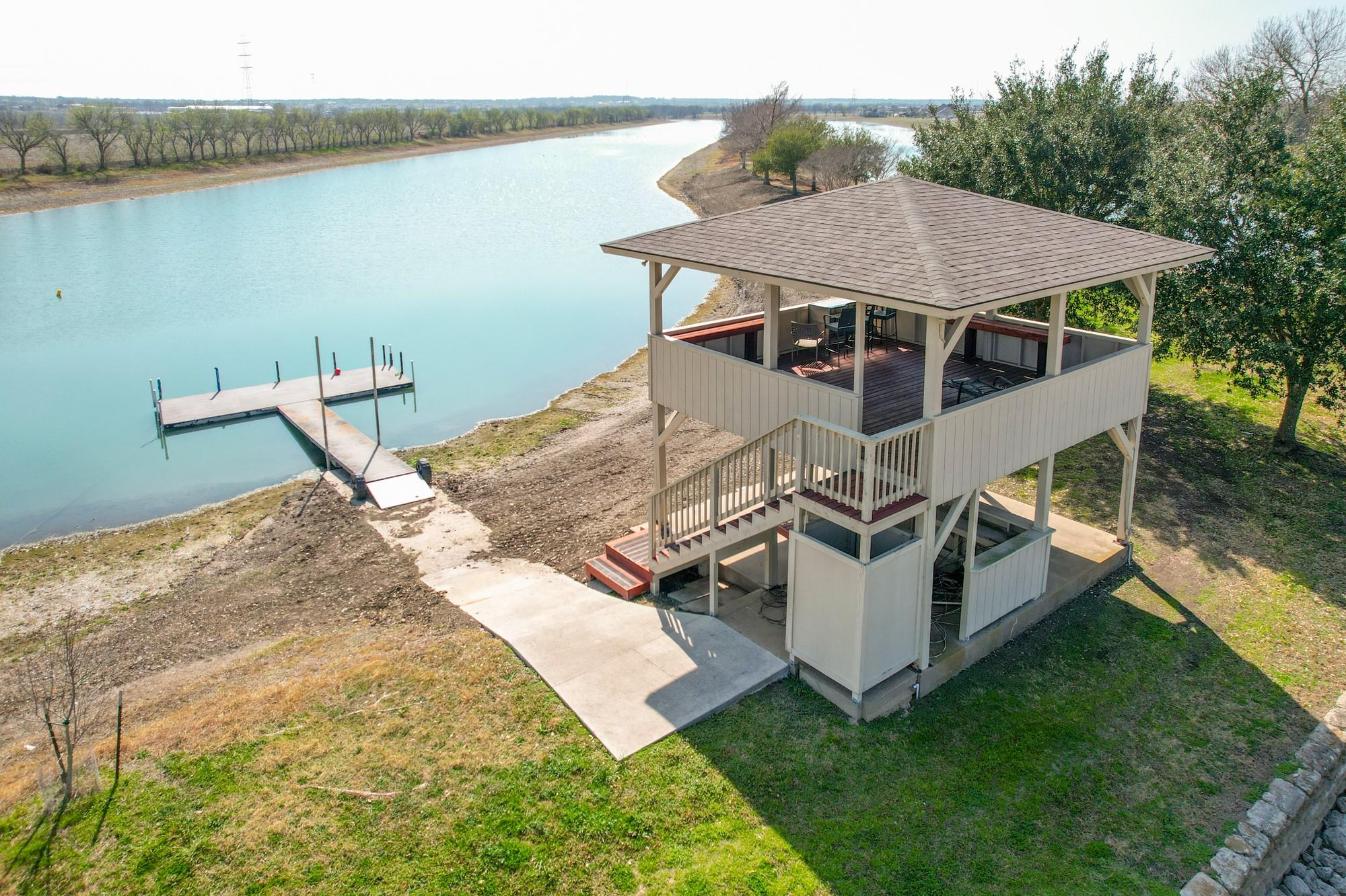 10700 Aqualux Cv, Buda, TX 78610