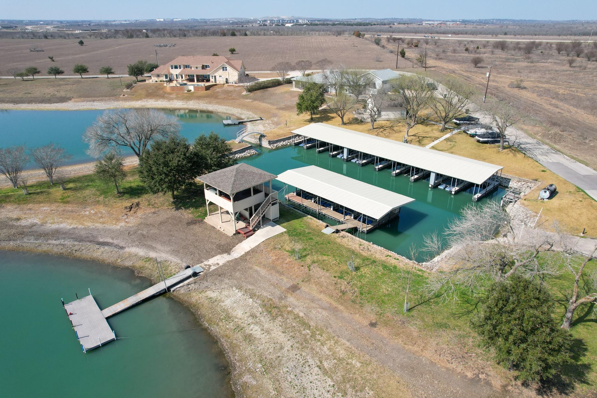 10700 Aqualux Cv, Buda, TX 78610