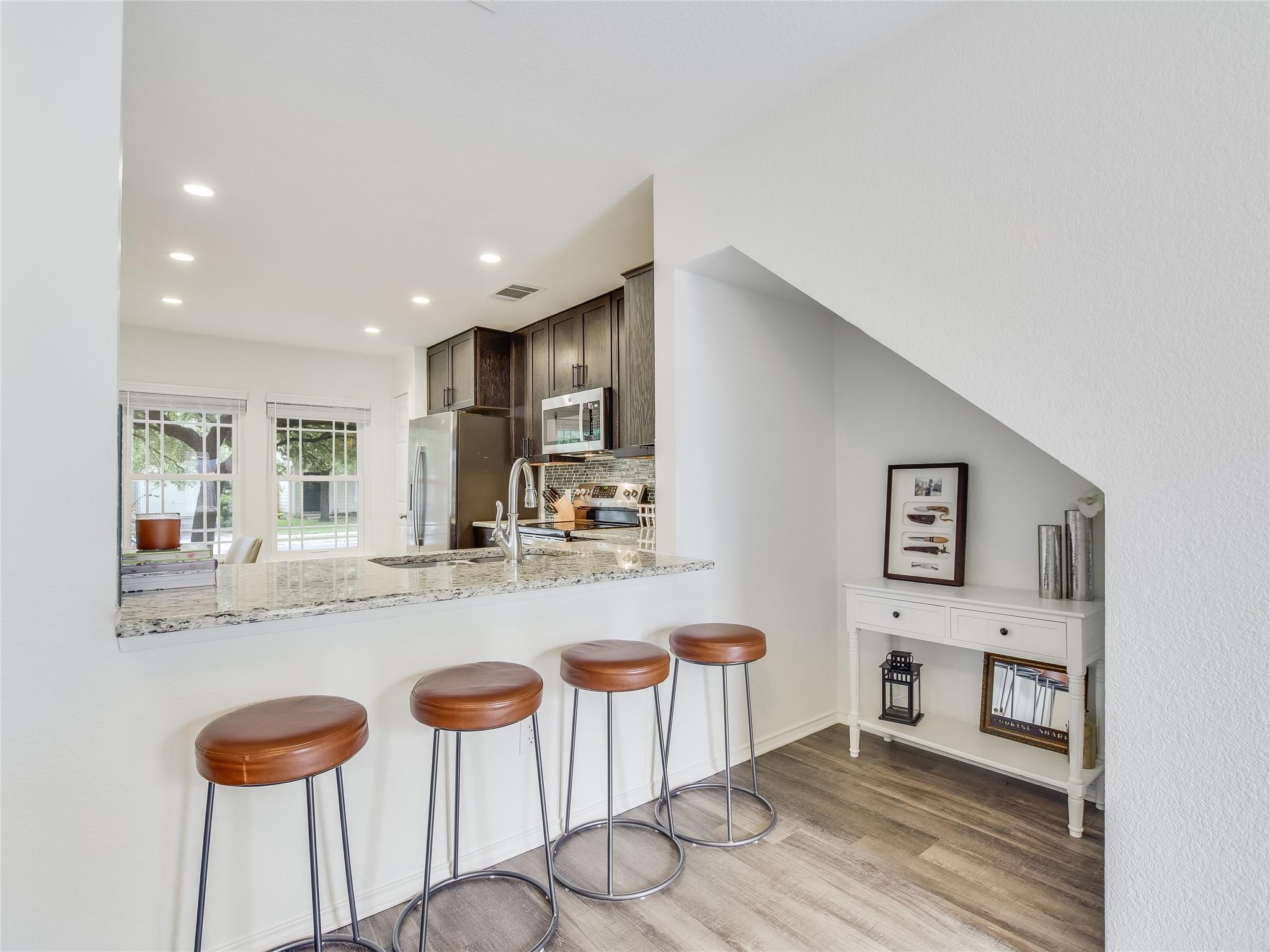 10416 Garbacz Dr, Austin, TX 78748