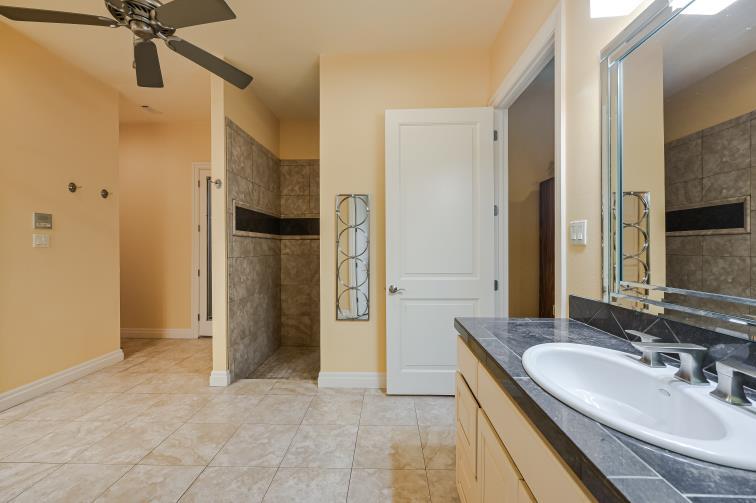 27023 Waterfall Hill Pkwy, Spicewood, TX 78669