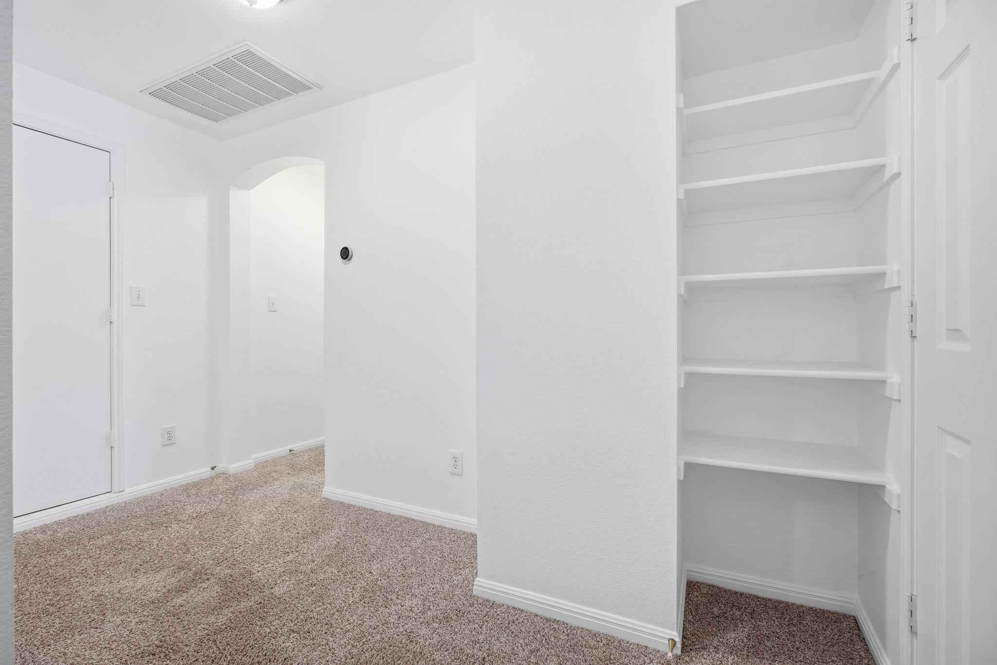 4301 Hoffman Dr, Austin, TX 78749