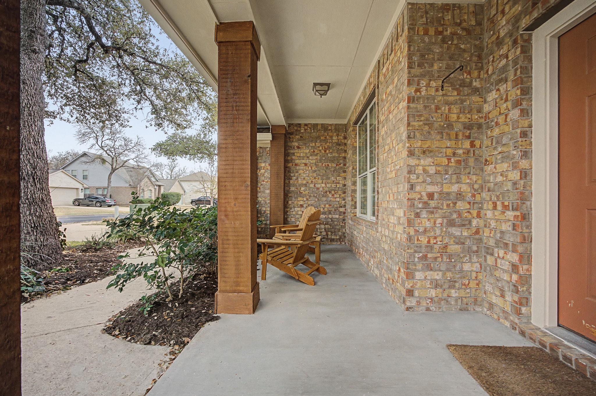 4301 Hoffman Dr, Austin, TX 78749