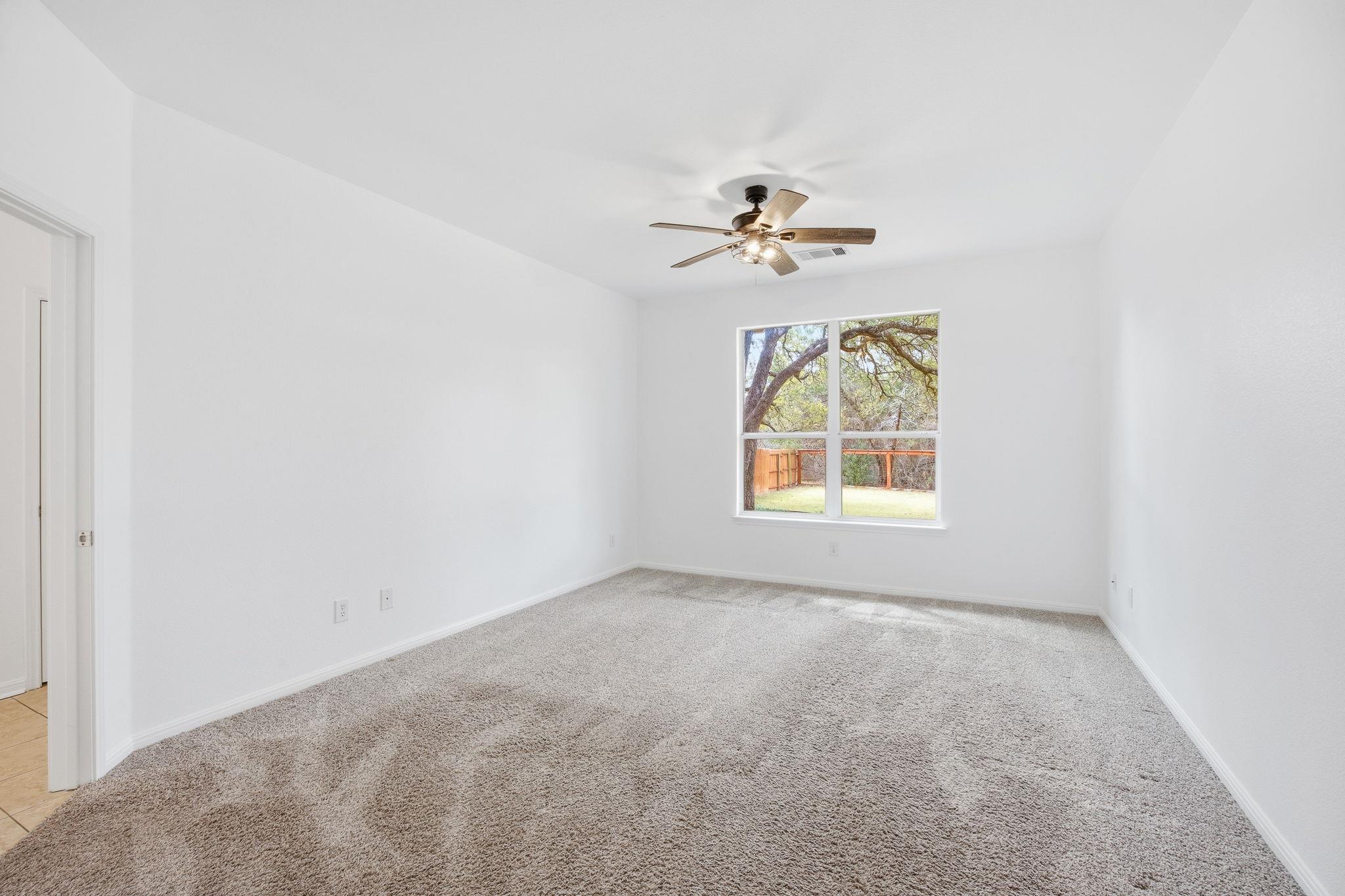 4301 Hoffman Dr, Austin, TX 78749