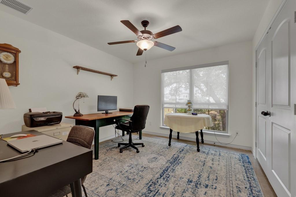 120 Sierra Way Way, Canyon Lake, TX 78133