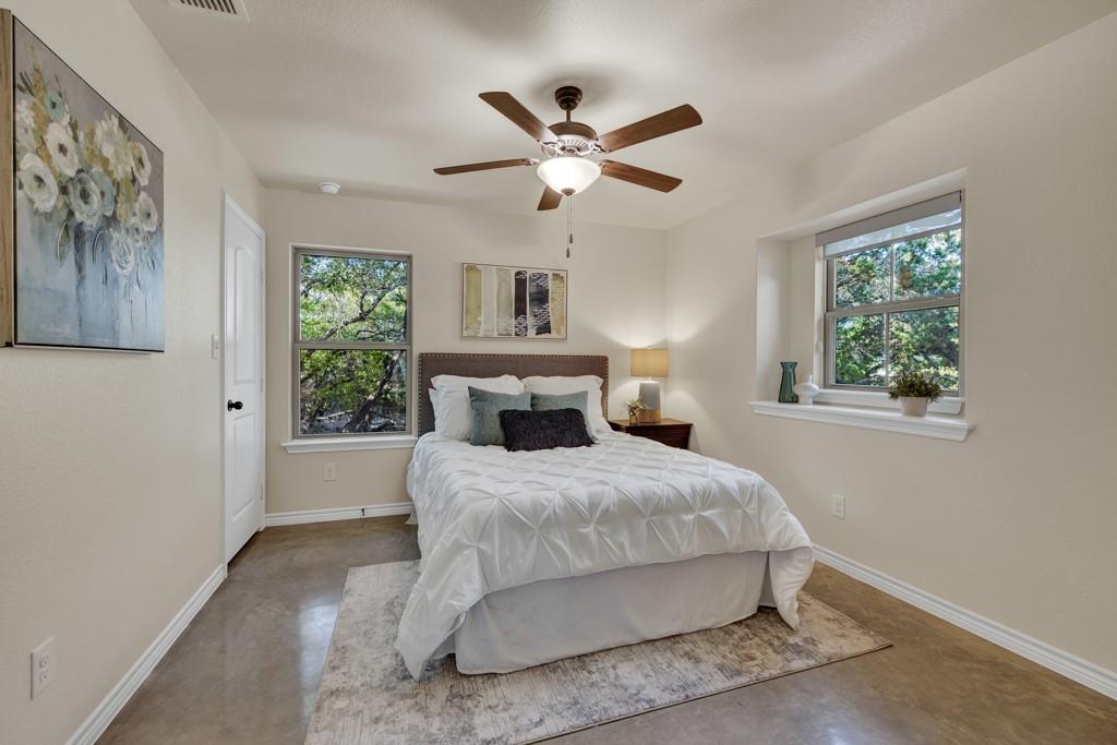 120 Sierra Way Way, Canyon Lake, TX 78133