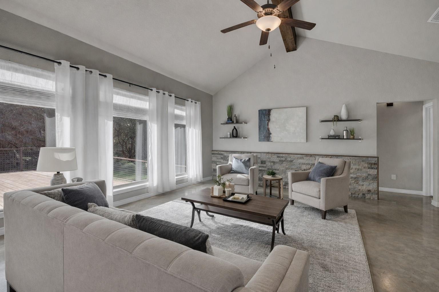 120 Sierra Way Way, Canyon Lake, TX 78133