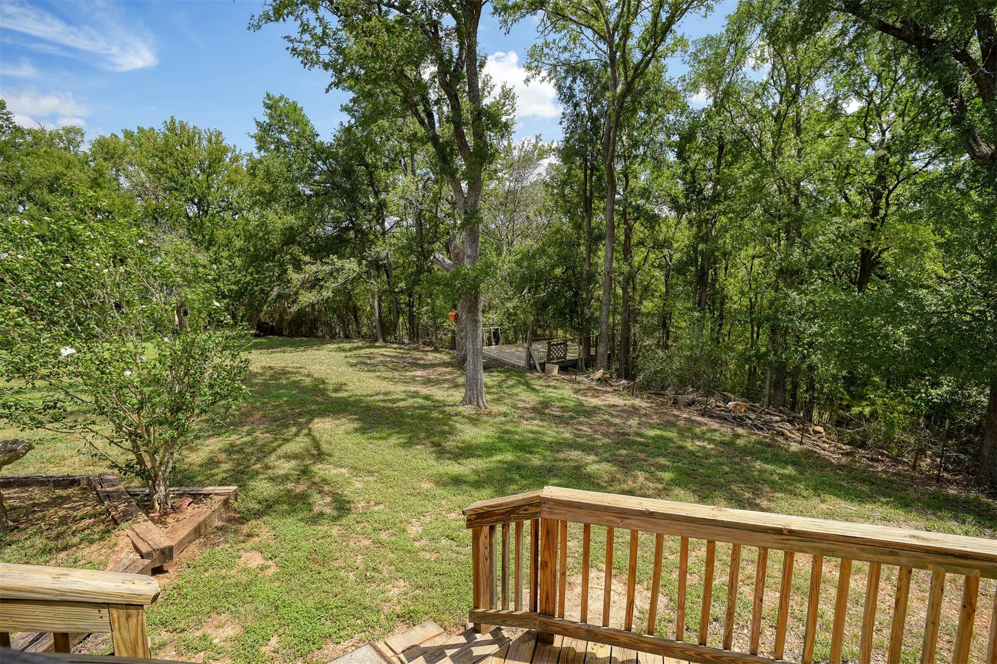 243 Piney Ridge Dr, Bastrop, TX 78602