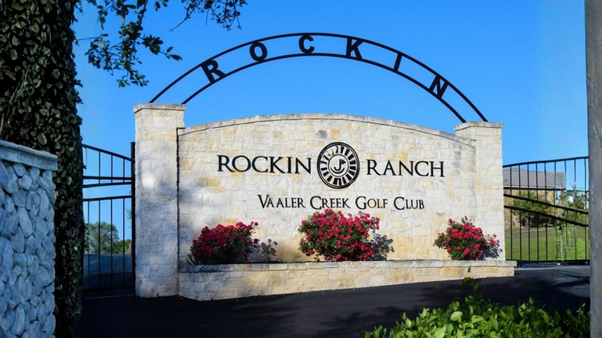 119 Riley Wood St, Blanco, TX 78606