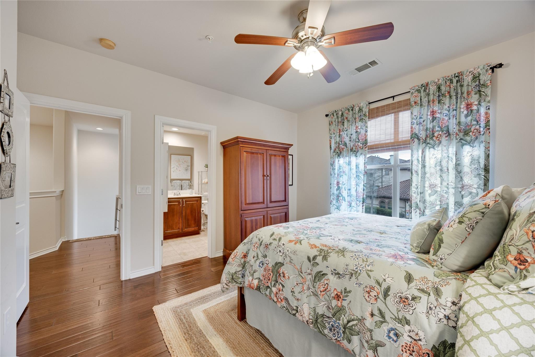 7800 Southwest Pkwy # 412, Austin, TX 78735