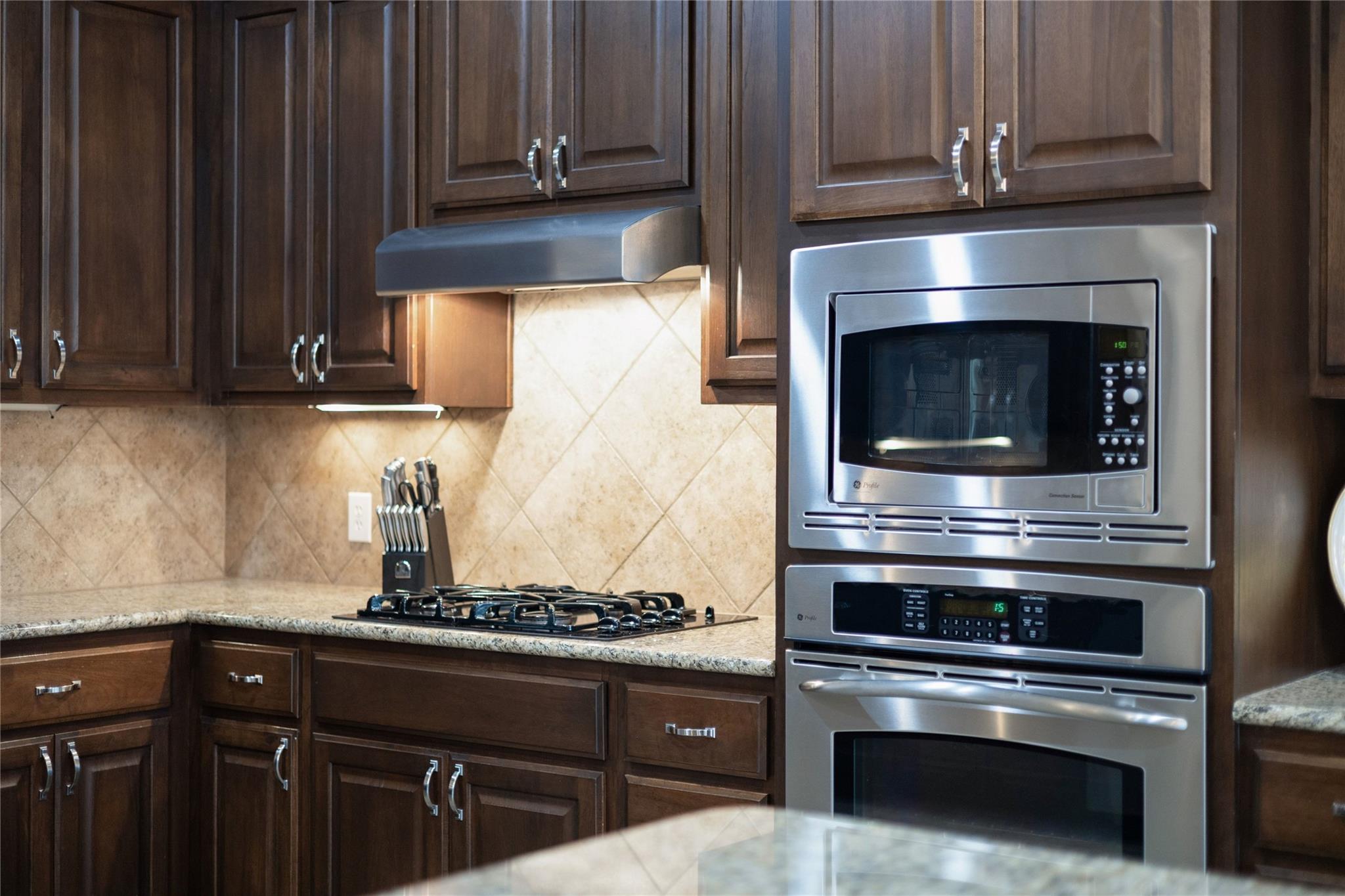 7800 Southwest Pkwy # 412, Austin, TX 78735