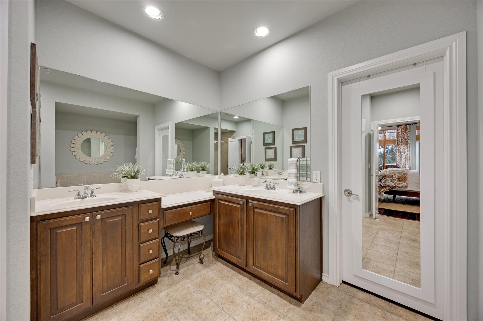 7800 Southwest Pkwy # 412, Austin, TX 78735