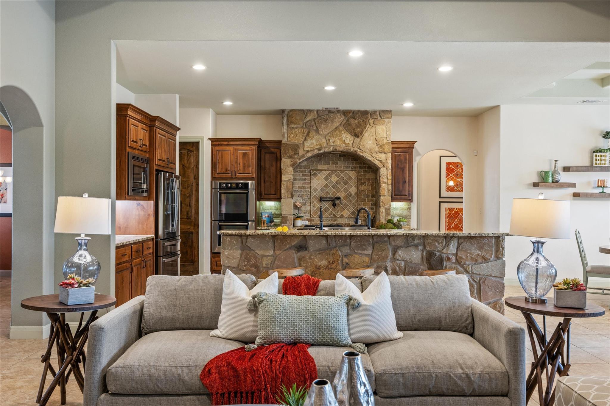 1004 Jonathan Cv, Georgetown, TX 78628