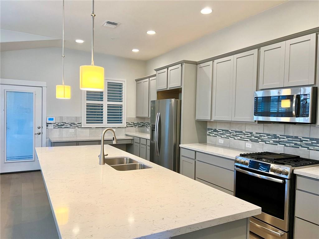 4720 Vaughan St, Austin, TX 78723