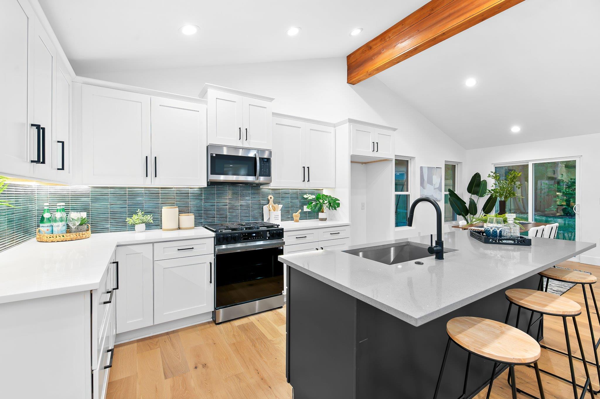 8305 Briarwood Ln, Austin, TX 78757