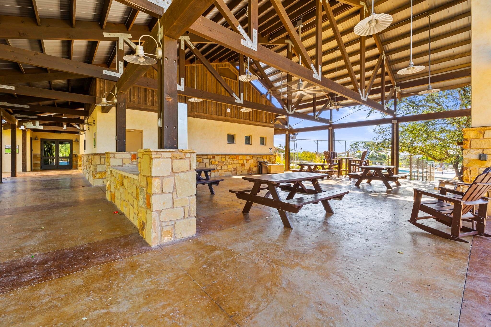 201 Merrick Rd, Georgetown, TX 78628