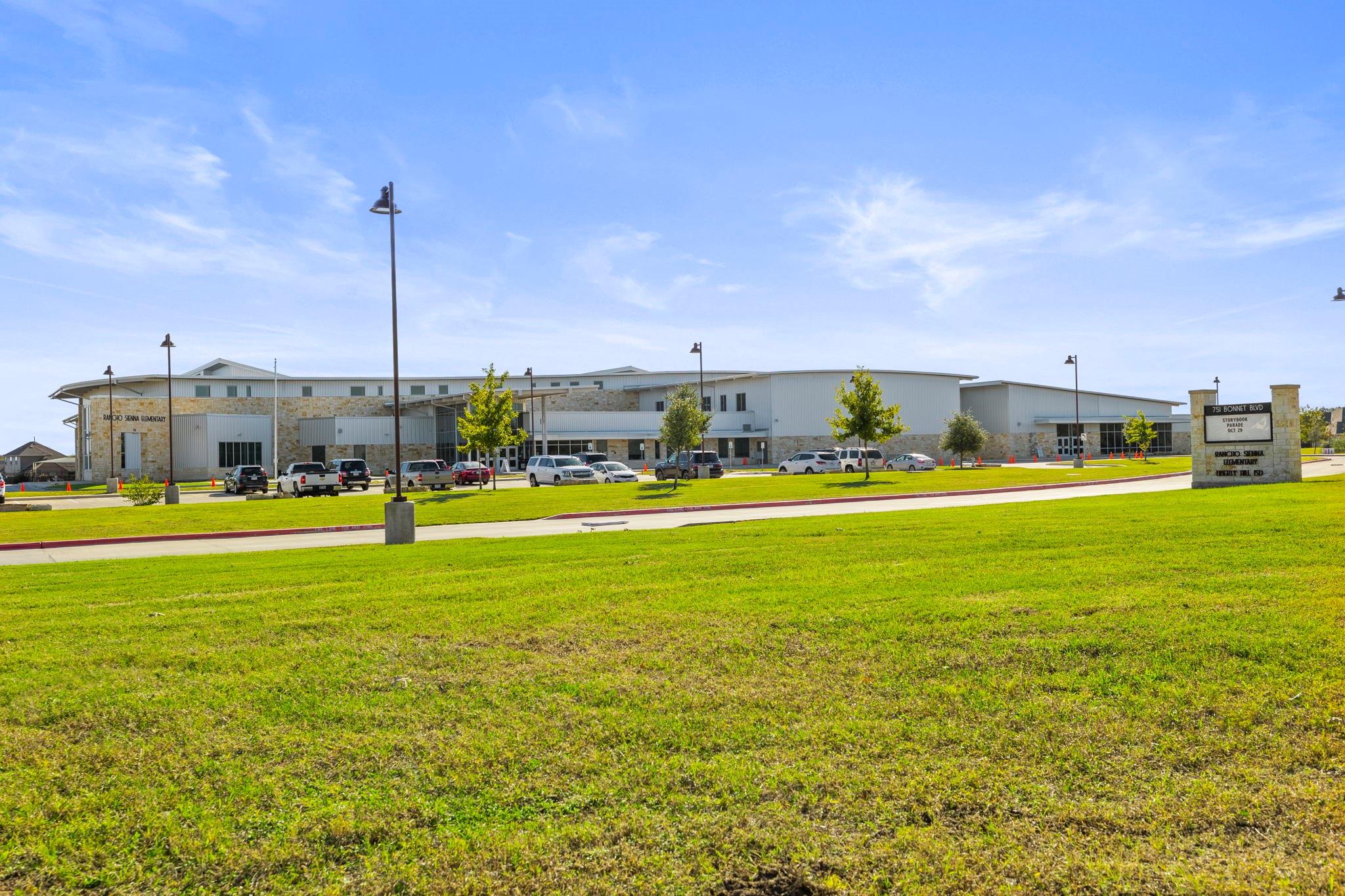 201 Merrick Rd, Georgetown, TX 78628