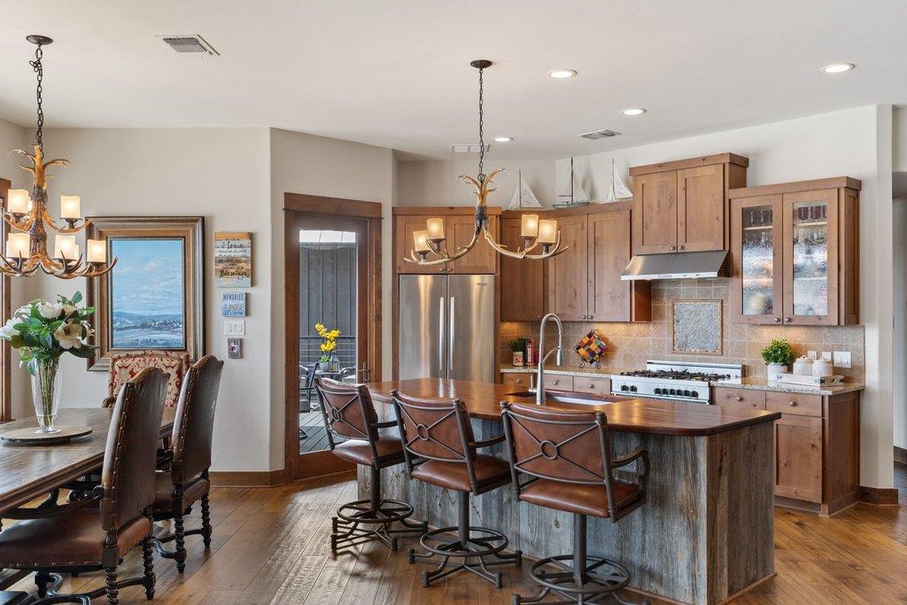 2217 Seabiscuit Cv # 113, Spicewood, TX 78669