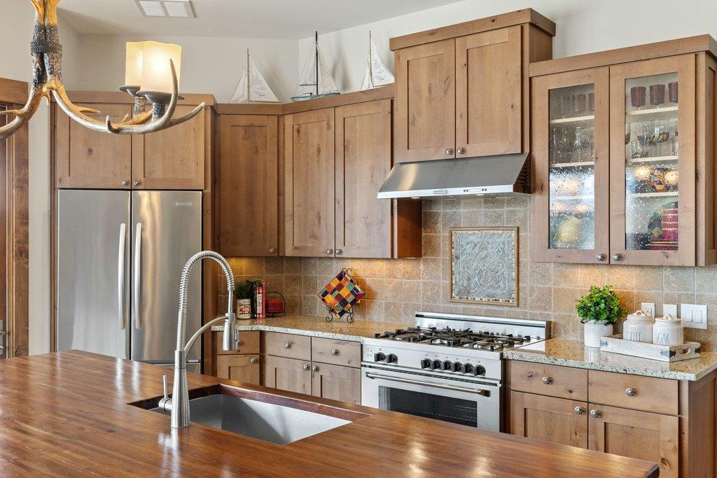 2217 Seabiscuit Cv # 113, Spicewood, TX 78669