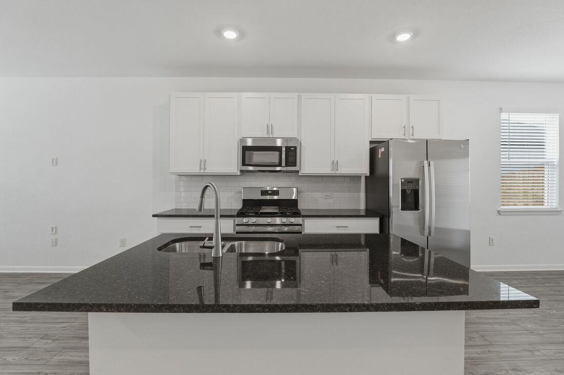 6012 Alfred Acres Dr, Del Valle, TX 78617