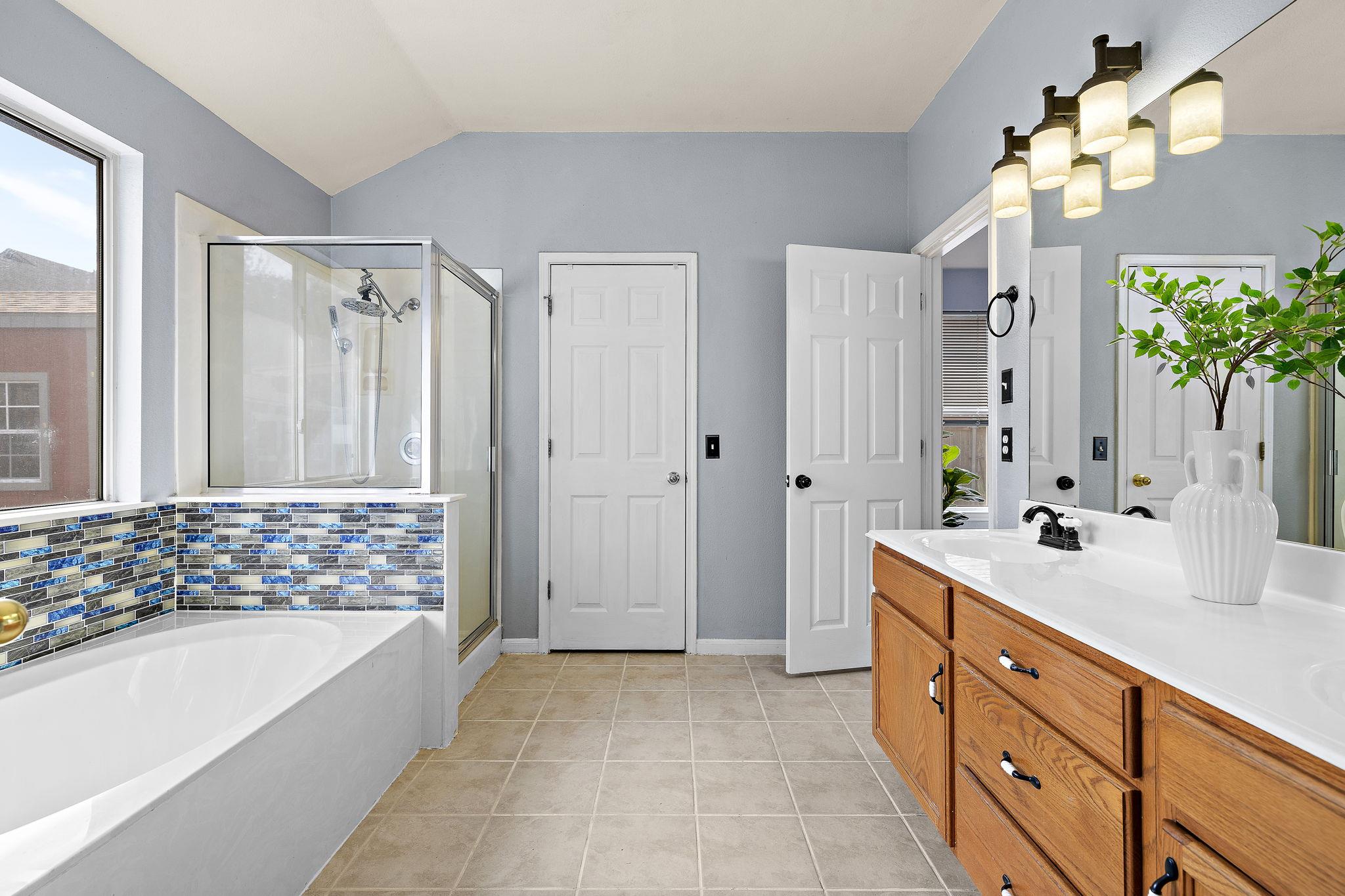 15 Azalea Dr, Georgetown, TX 78626