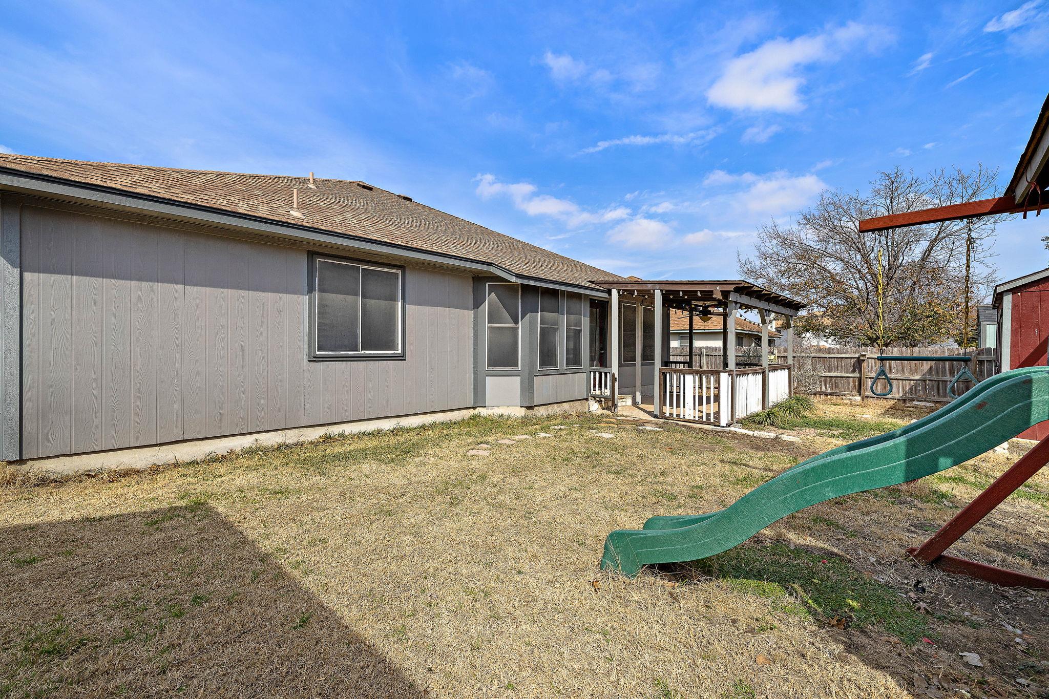 15 Azalea Dr, Georgetown, TX 78626