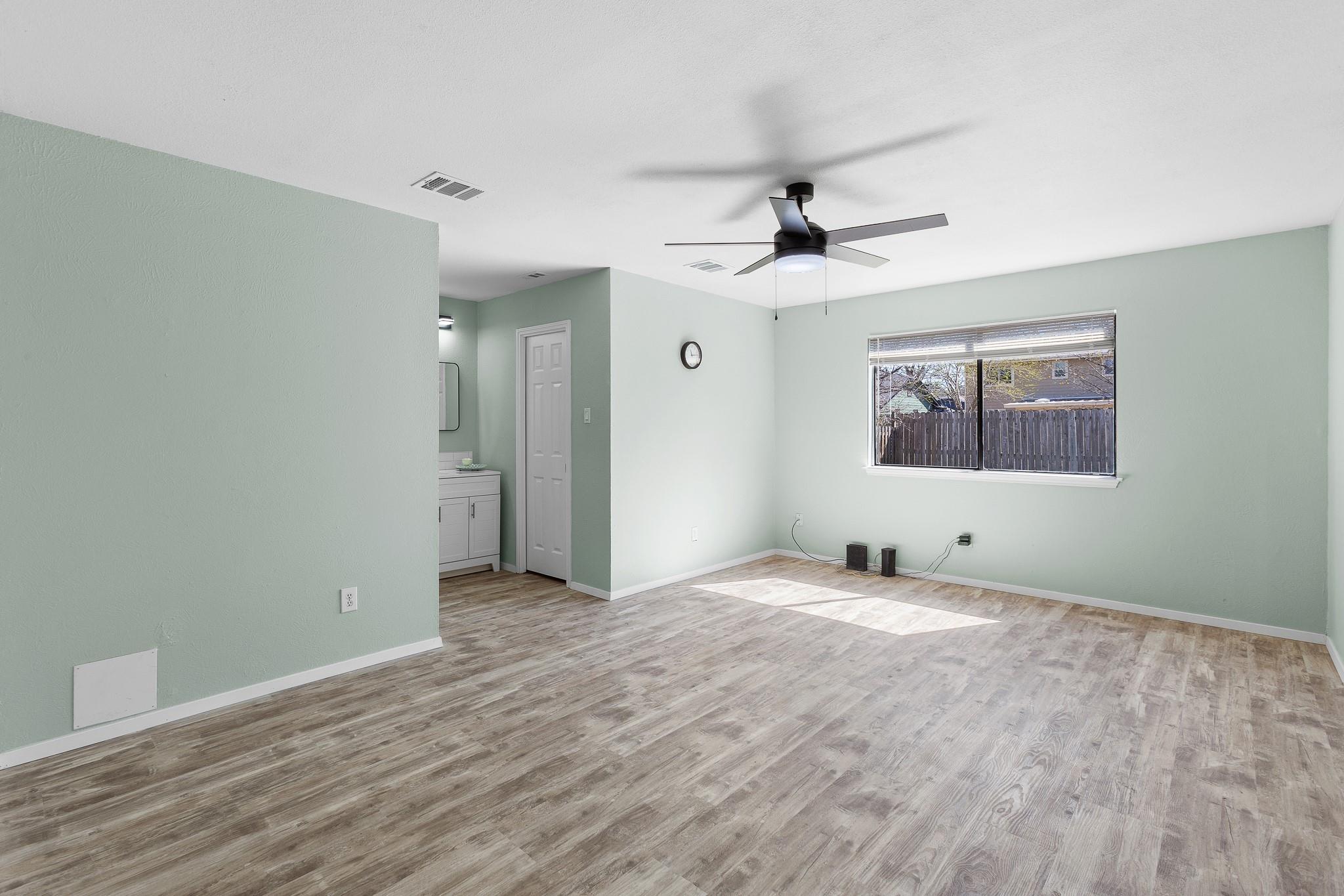 8007 Swindon Ln, Austin, TX 78745