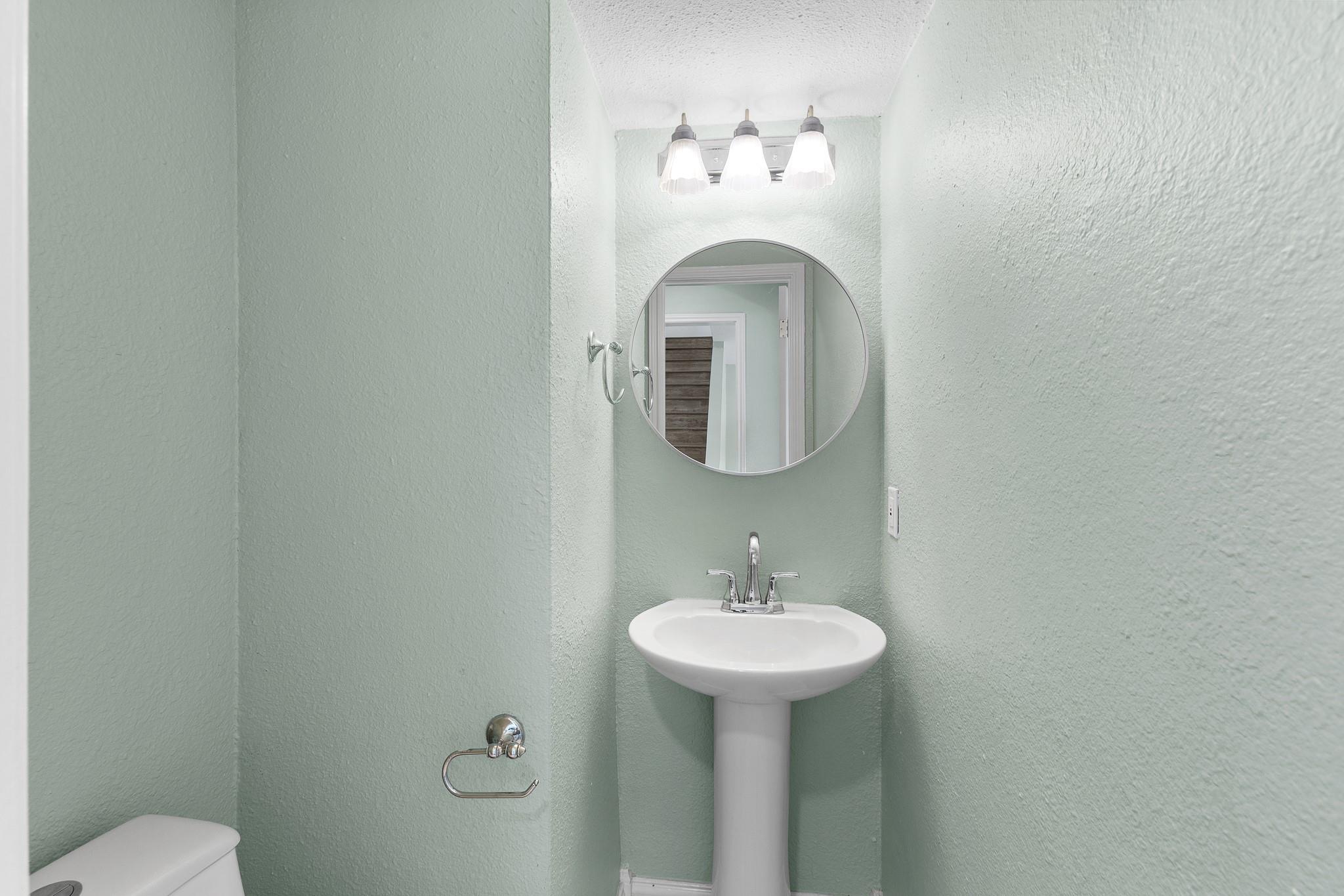 8007 Swindon Ln, Austin, TX 78745