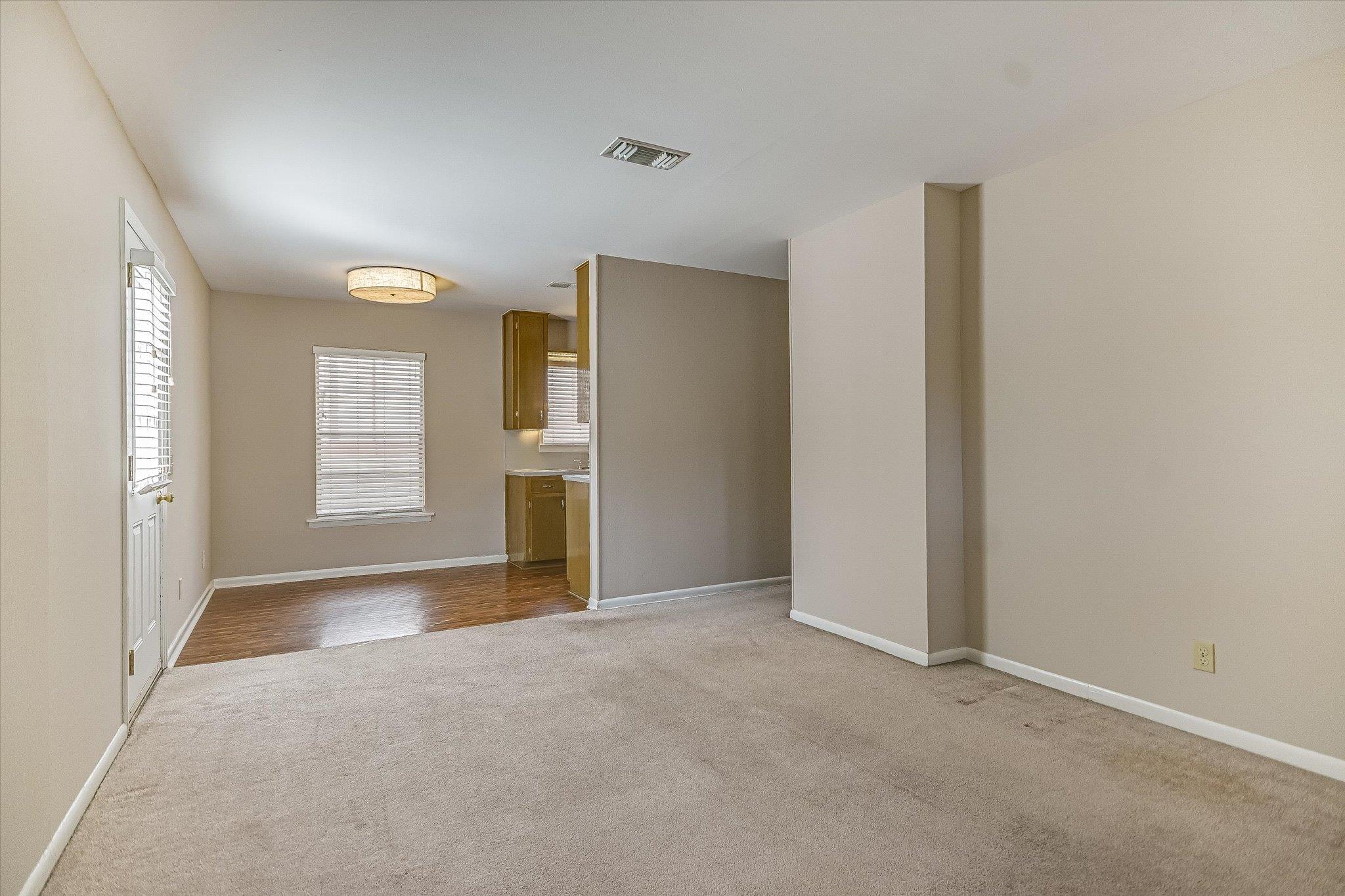 1000 Possum Trot St, Austin, TX 78703